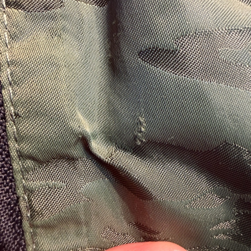 The North Face Green Camo Lightweight Hooded Jacket - Picture 6 of 10